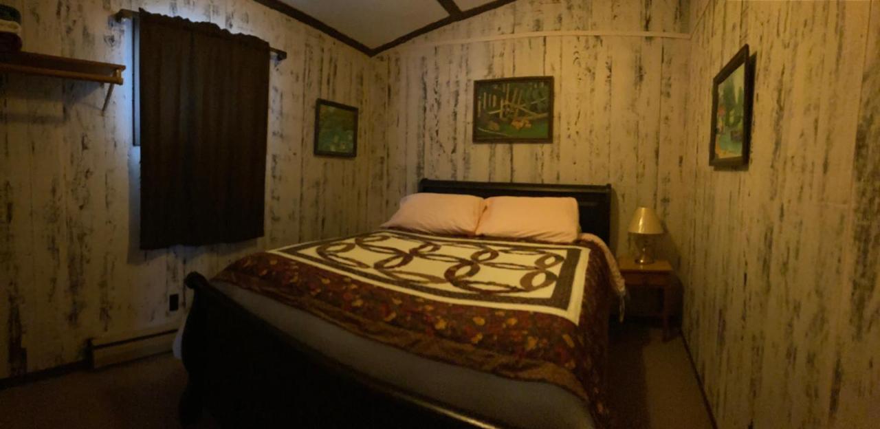 Musky Joe'S Twin Pines Resort New Post Екстериор снимка