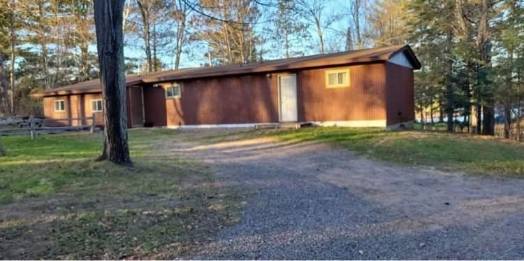 Musky Joe'S Twin Pines Resort New Post Екстериор снимка