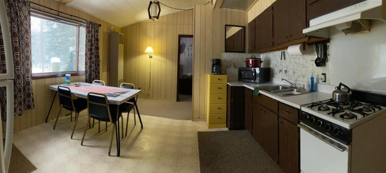 Musky Joe'S Twin Pines Resort New Post Екстериор снимка