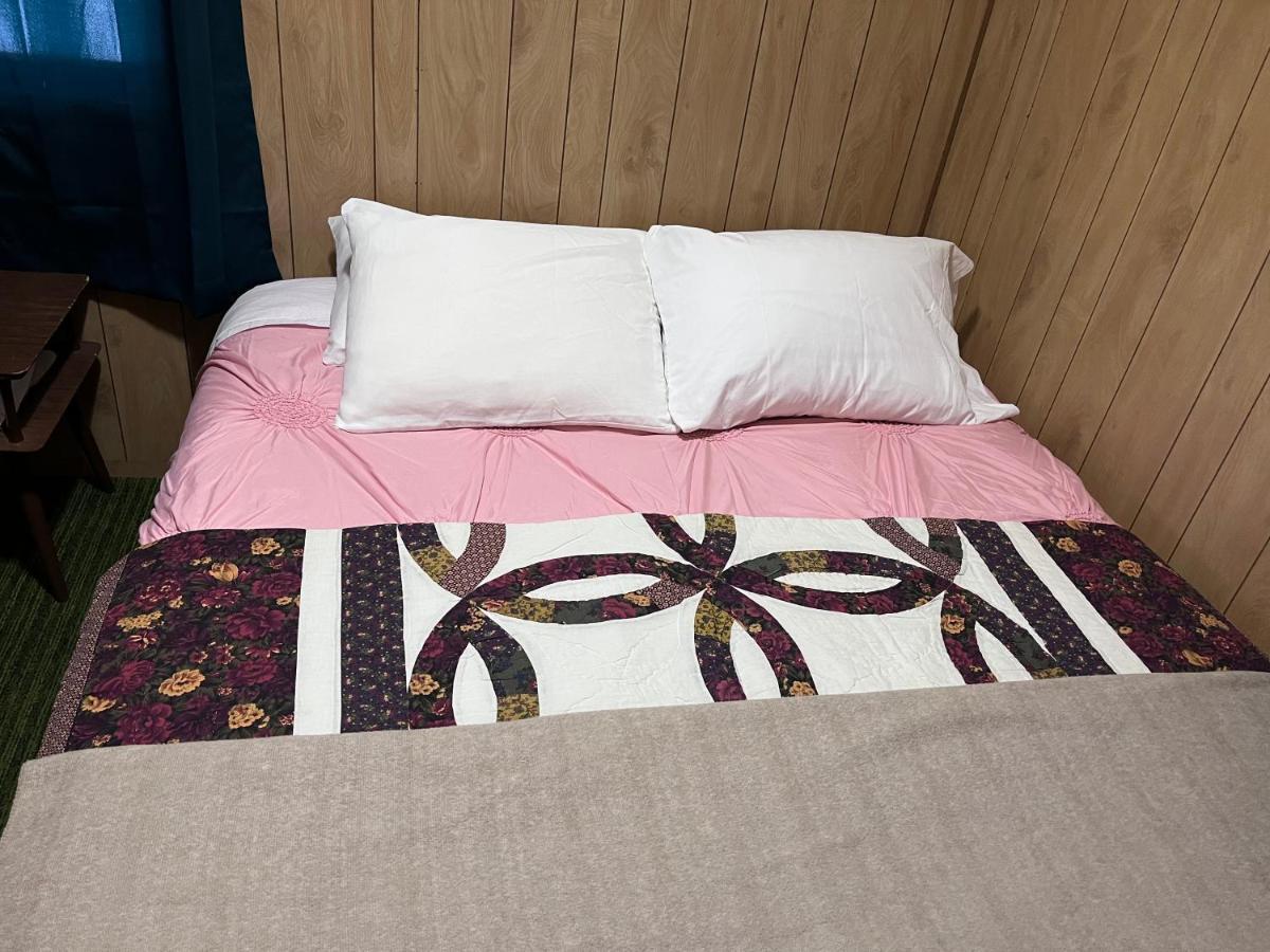 Musky Joe'S Twin Pines Resort New Post Екстериор снимка
