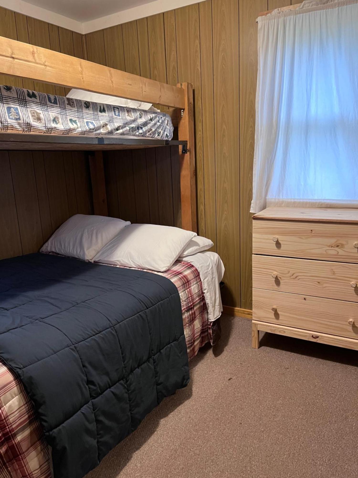 Musky Joe'S Twin Pines Resort New Post Екстериор снимка